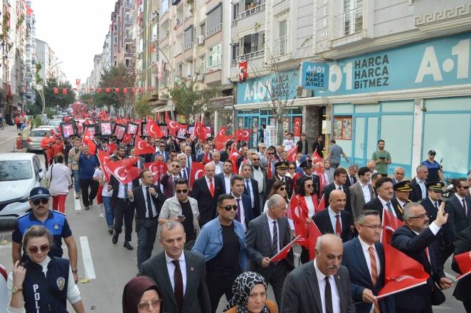 Bafra caddelerinde Cumhuriyet Çoşkusu 23