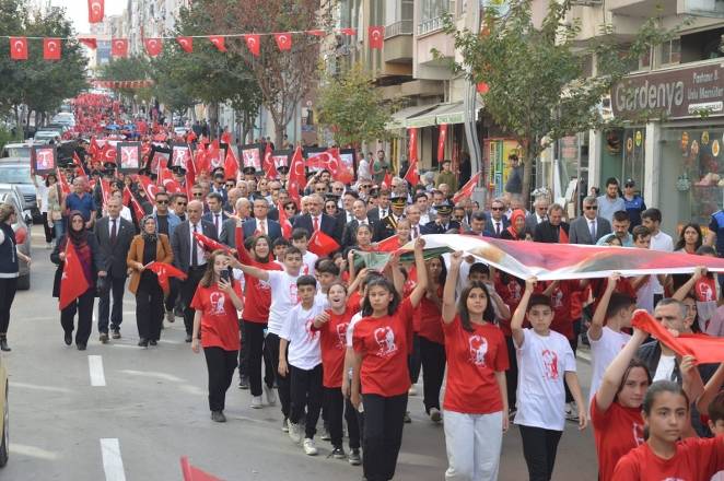 Bafra caddelerinde Cumhuriyet Çoşkusu 24