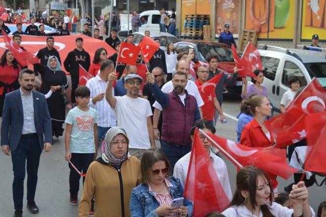 Bafra caddelerinde Cumhuriyet Çoşkusu 38