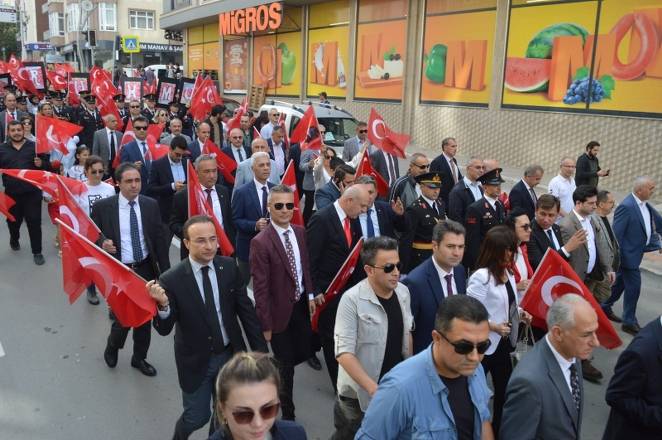 Bafra caddelerinde Cumhuriyet Çoşkusu 48