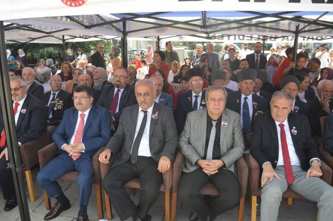 Bir başkadır Bafra'da Cumhuriyet 165