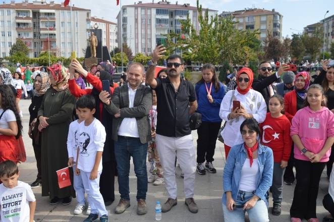 Bir başkadır Bafra'da Cumhuriyet 174