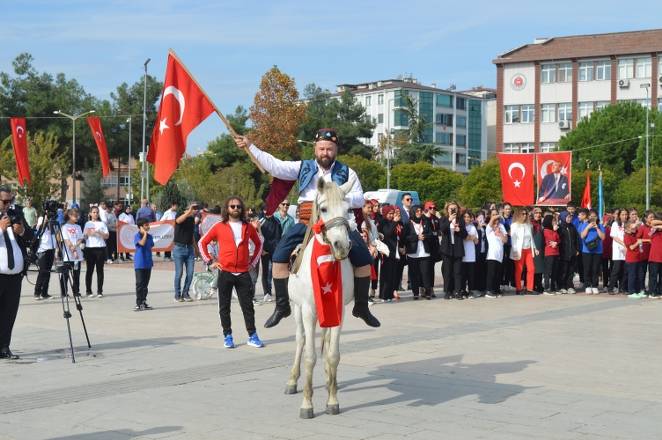 Bir başkadır Bafra'da Cumhuriyet 186