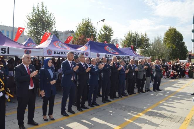 Bir başkadır Bafra'da Cumhuriyet 191