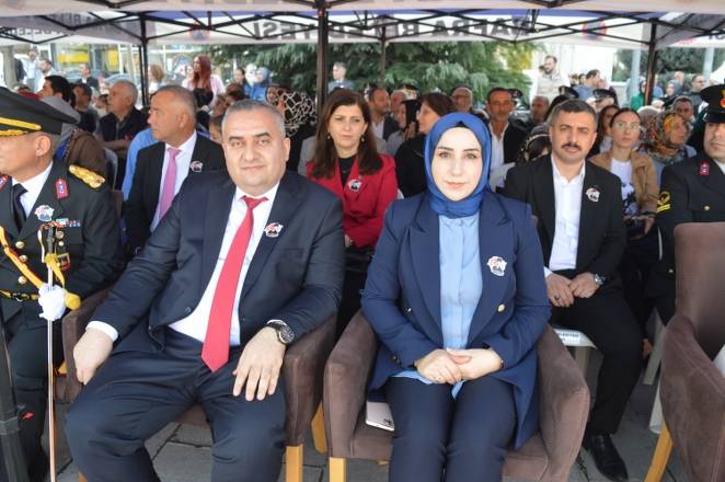 Bir başkadır Bafra'da Cumhuriyet 41