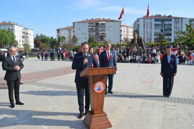 Bir başkadır Bafra'da Cumhuriyet 55