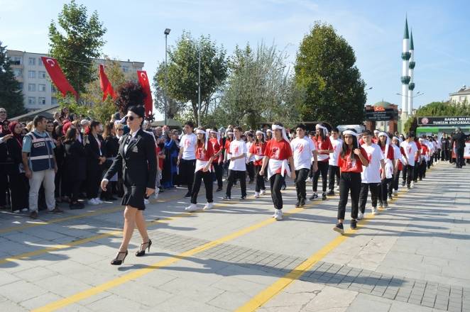 Bir başkadır Bafra'da Cumhuriyet 79