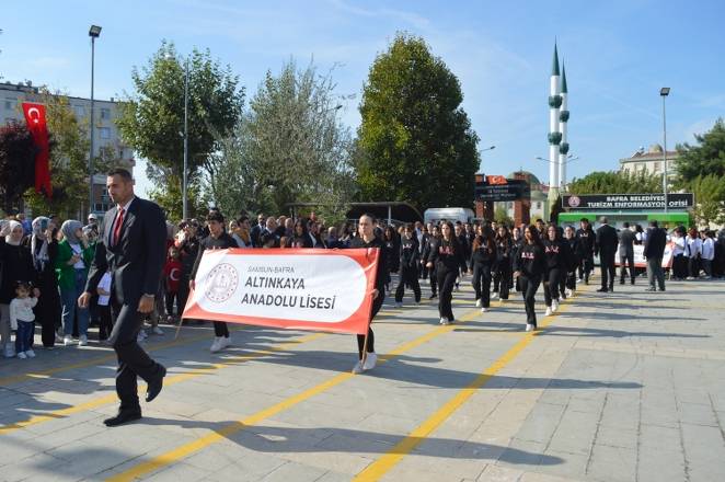 Bir başkadır Bafra'da Cumhuriyet 83