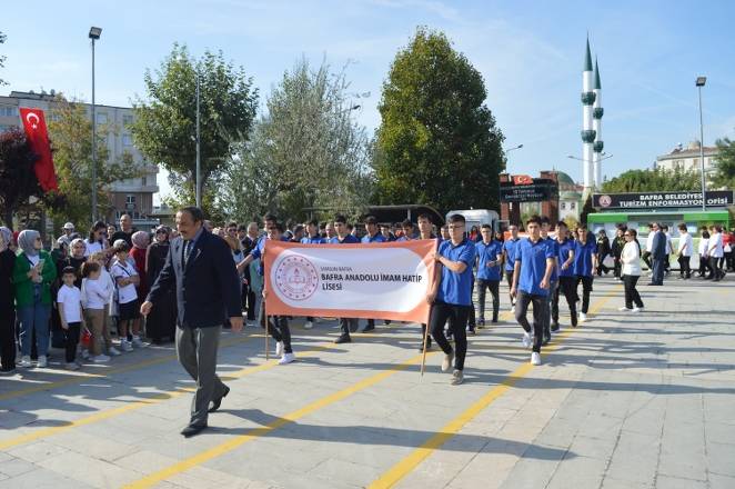 Bir başkadır Bafra'da Cumhuriyet 86