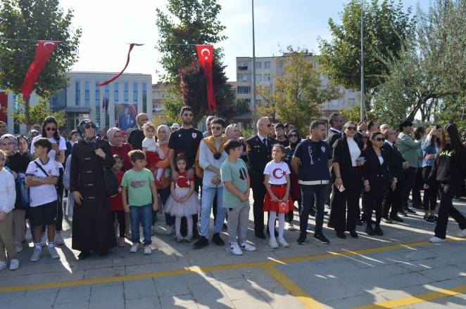 Bir başkadır Bafra'da Cumhuriyet 87