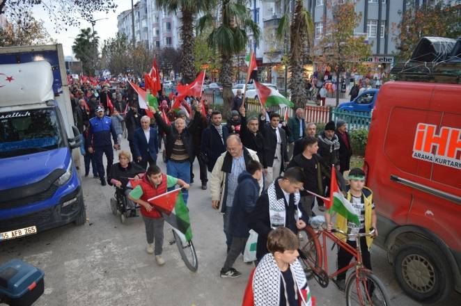 BAFRA FİLİSTİN İÇİN TEK YÜREK OL 43