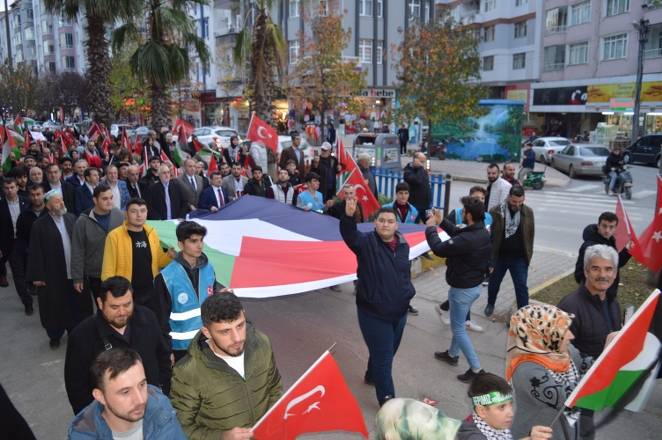 BAFRA FİLİSTİN İÇİN TEK YÜREK OL 50