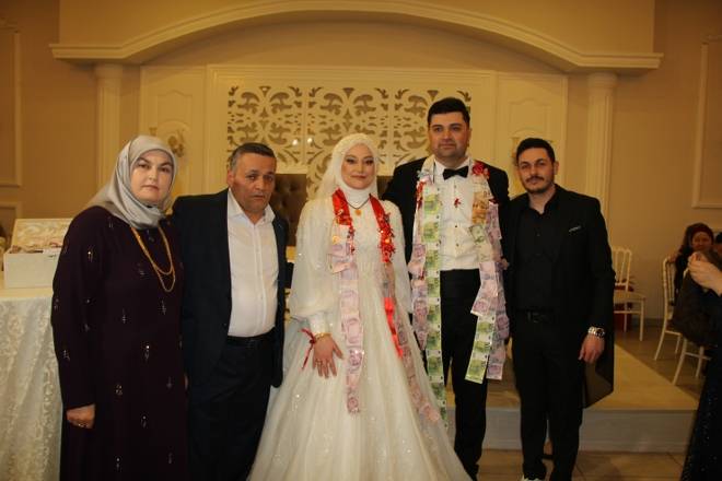 Merve&Rıfat Yıldız Mutluluk Dolu Yıllara Yelken Açtılar 29