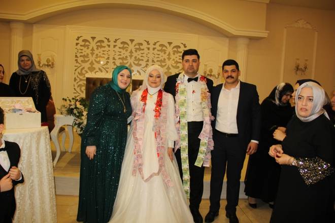 Merve&Rıfat Yıldız Mutluluk Dolu Yıllara Yelken Açtılar 30