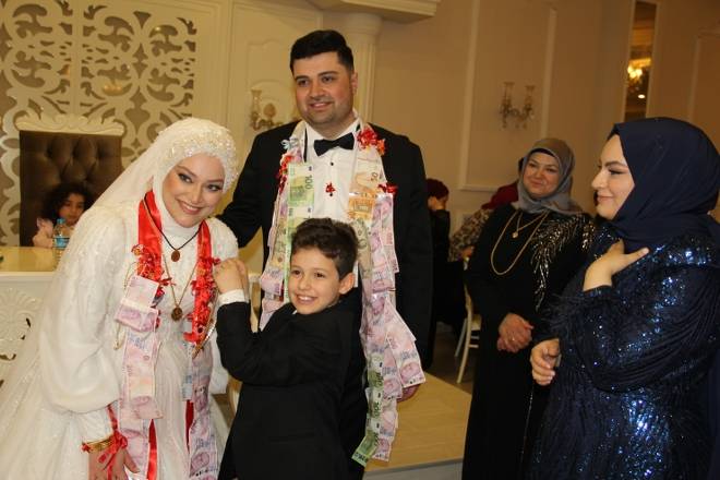 Merve&Rıfat Yıldız Mutluluk Dolu Yıllara Yelken Açtılar 34