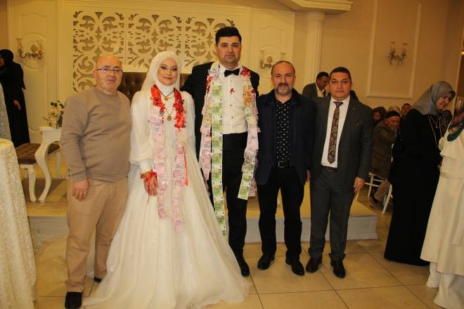 Merve&Rıfat Yıldız Mutluluk Dolu Yıllara Yelken Açtılar 35