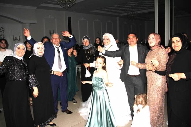 Merve&Rıfat Yıldız Mutluluk Dolu Yıllara Yelken Açtılar 46