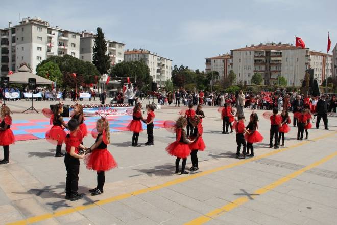23 Nisan Coşkusu Bafra'da yaşandı 67