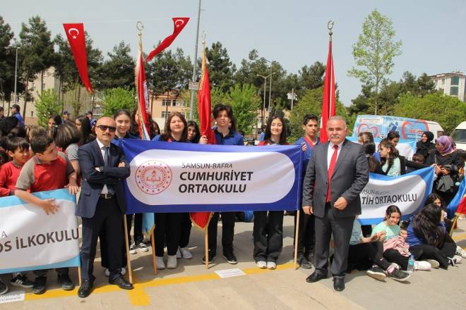 23 Nisan Coşkusu Bafra'da yaşandı 76