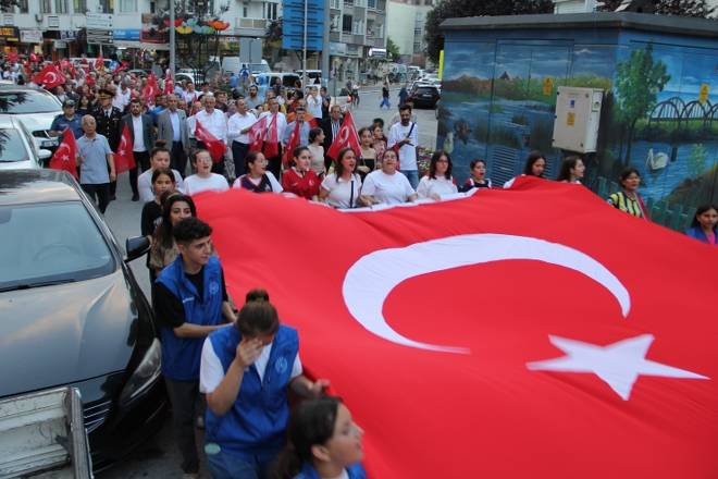 Bafra'da 15 Temmuz Kutlandı 15