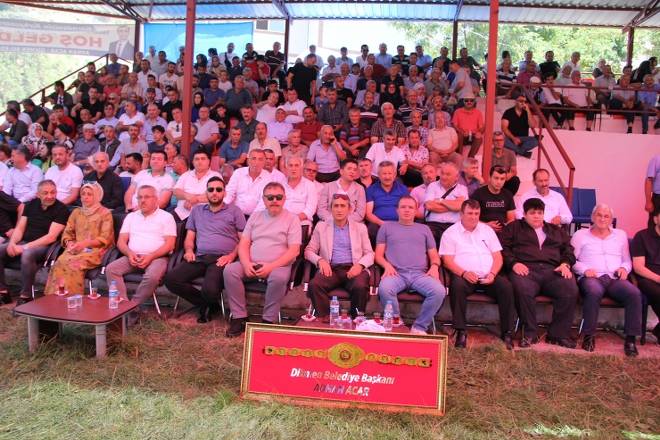 Dikmen Güreşlerine 25 bin kişi katıldı 117