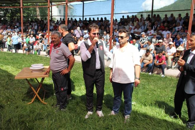 Dikmen Güreşlerine 25 bin kişi katıldı 122