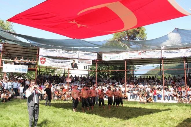 Dikmen Güreşlerine 25 bin kişi katıldı 130