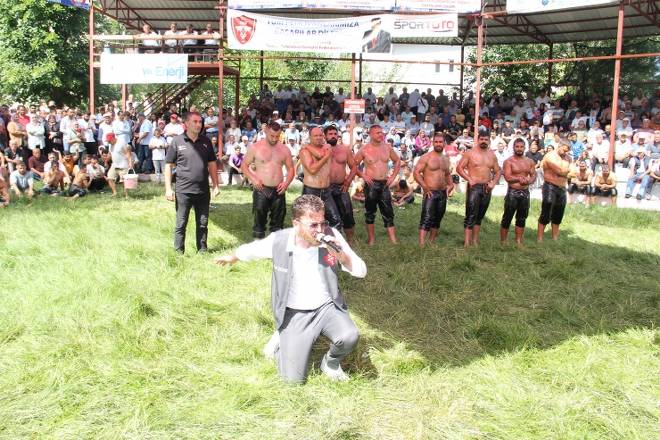 Dikmen Güreşlerine 25 bin kişi katıldı 131