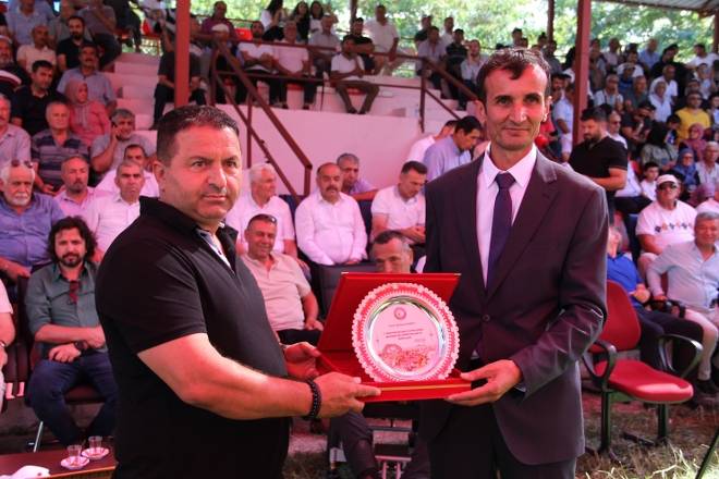Dikmen Güreşlerine 25 bin kişi katıldı 142