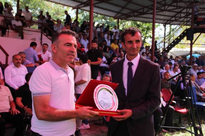 Dikmen Güreşlerine 25 bin kişi katıldı 143
