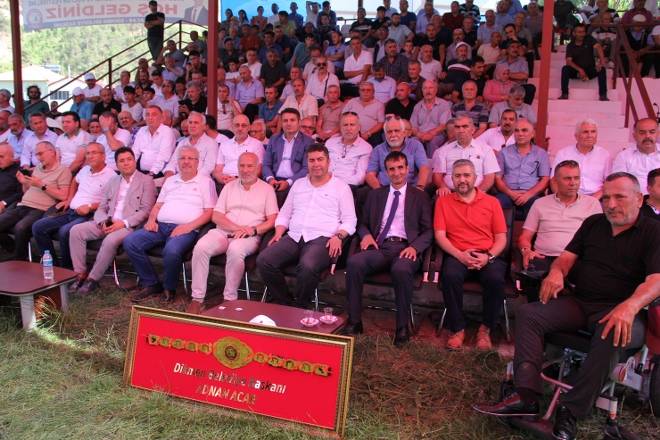 Dikmen Güreşlerine 25 bin kişi katıldı 146
