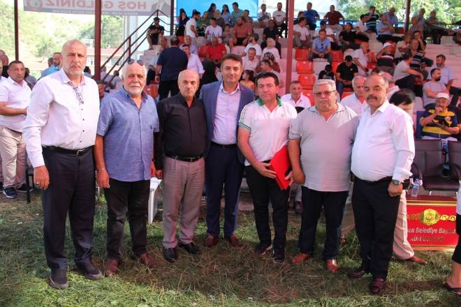 Dikmen Güreşlerine 25 bin kişi katıldı 180