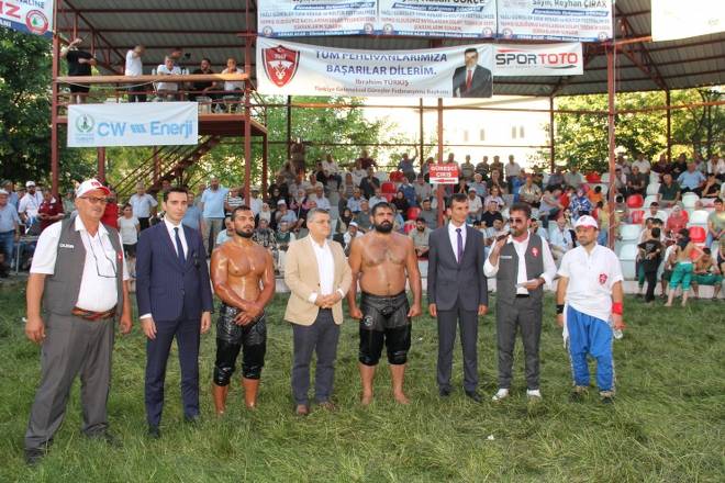 Dikmen Güreşlerine 25 bin kişi katıldı 192