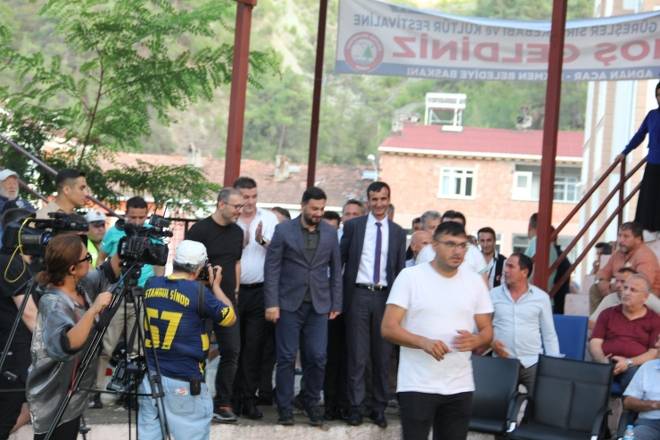 Dikmen Güreşlerine 25 bin kişi katıldı 211