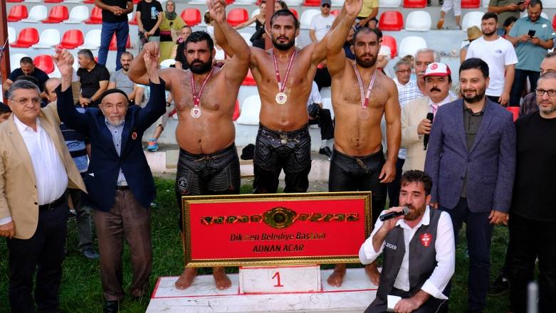 Dikmen Güreşlerine 25 bin kişi katıldı 22