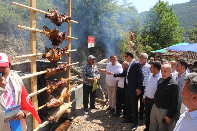 Dikmen Güreşlerine 25 bin kişi katıldı 38