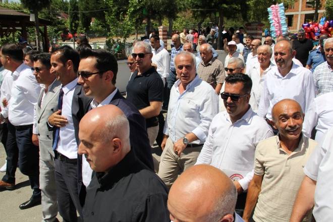 Dikmen Güreşlerine 25 bin kişi katıldı 49