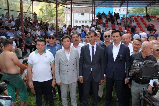 Dikmen Güreşlerine 25 bin kişi katıldı 53