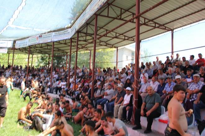 Dikmen Güreşlerine 25 bin kişi katıldı 59