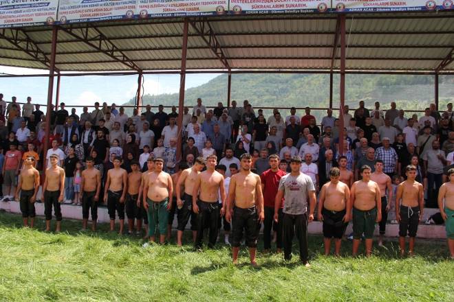 Dikmen Güreşlerine 25 bin kişi katıldı 61