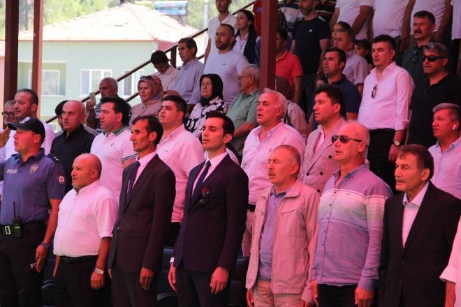 Dikmen Güreşlerine 25 bin kişi katıldı 67