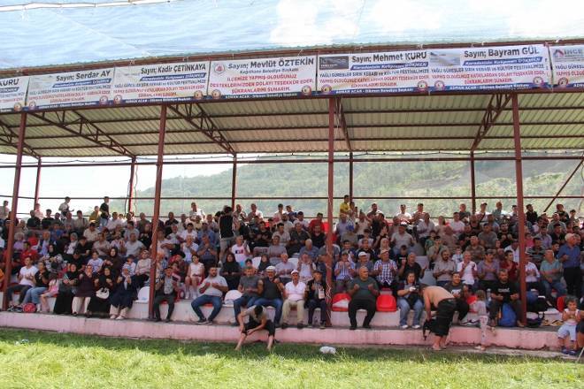 Dikmen Güreşlerine 25 bin kişi katıldı 72