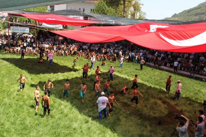 Dikmen Güreşlerine 25 bin kişi katıldı 84