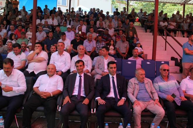 Dikmen Güreşlerine 25 bin kişi katıldı 87