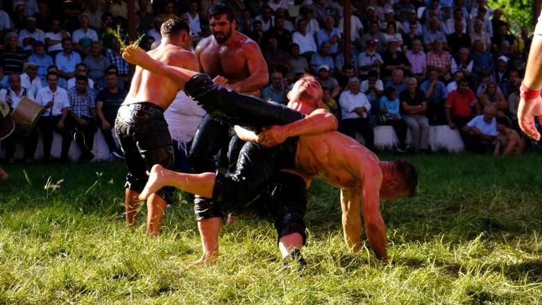 Dikmen Güreşlerine 25 bin kişi katıldı 9