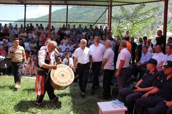 Dikmen Güreşlerine 25 bin kişi katıldı 96