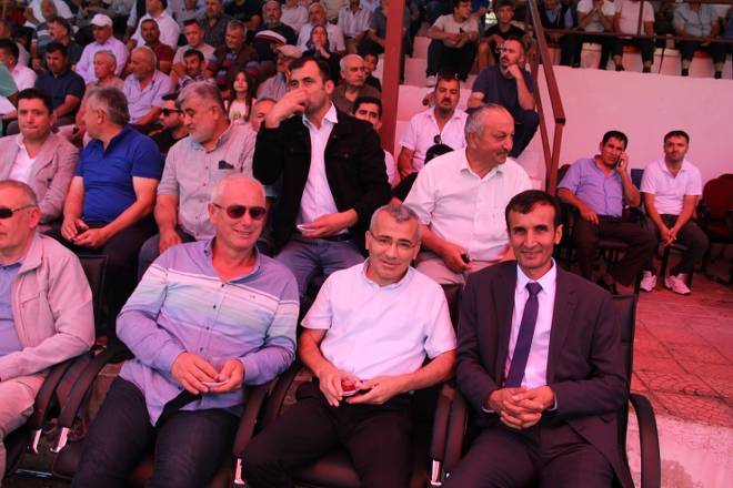 Dikmen Güreşlerine 25 bin kişi katıldı 98