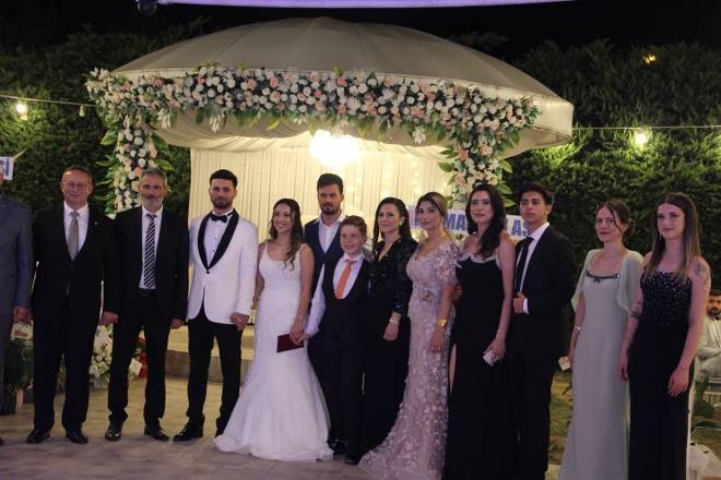Bafra'da Muhteşem Nikah Töreni: Gülşah Nurcan ve Aydın Bekar Evlend 213