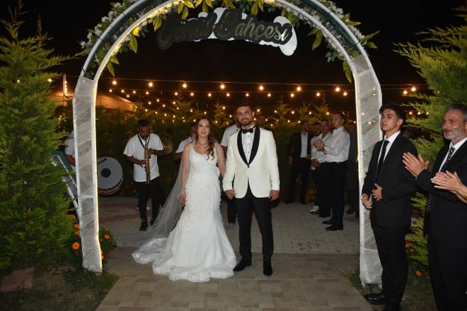 Bafra'da Muhteşem Nikah Töreni: Gülşah Nurcan ve Aydın Bekar Evlend 37