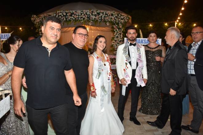 Bafra'da Muhteşem Nikah Töreni: Gülşah Nurcan ve Aydın Bekar Evlend 51